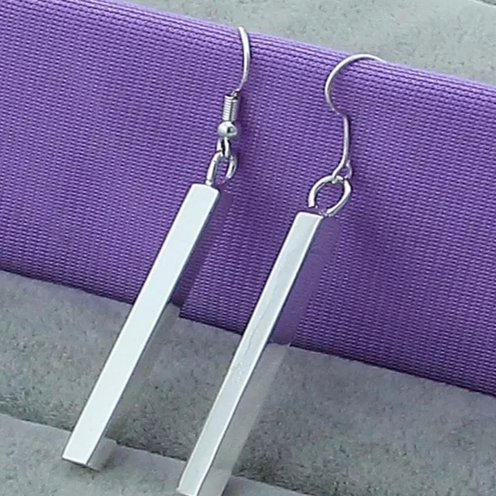 More - Simple silver bars. - Picture 4 of 5
